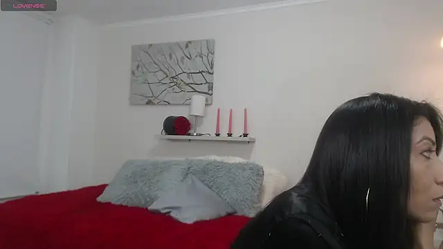 sofia perez    online show from 06/19/26, 08:25