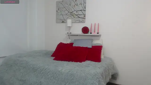 Snapshot of sofia_perez___ chatting on 04/21/26, 08:04 sofia perez online show from 04/21/26, 08:04