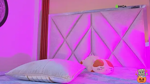 Happy tits online show from 10/24/25, 07:24