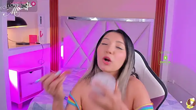 Happy tits online show from 09/10/25, 07:46