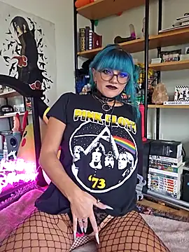 anyalikestosuck online show from 11/11/25, 06:25