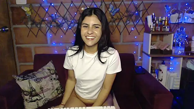 Nathacha online show from 10/08/25, 10:43