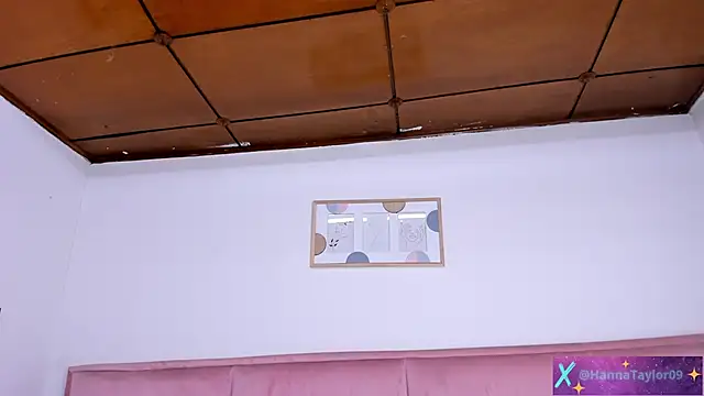 Snapshot of HannaTaylor chatting on 12/18/24, 07:26 HannaTaylor online show from 12/18/24, 07:26