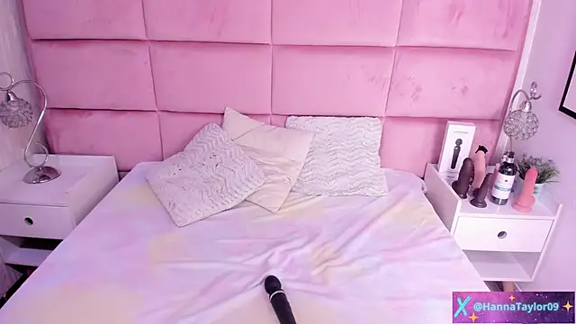 HannaTaylor online show from 04/12/26, 03:43