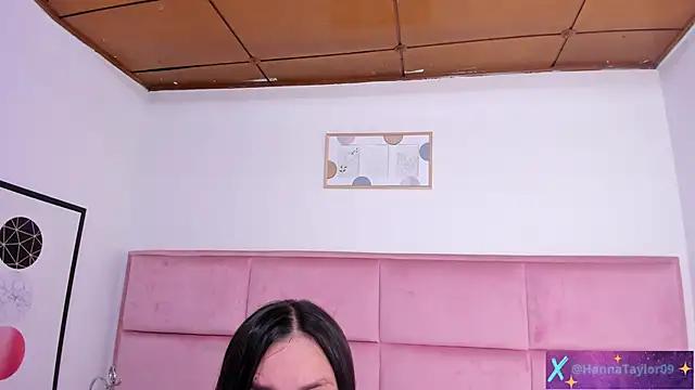 Snapshot of HannaTaylor chatting on 03/20/25, 03:56 HannaTaylor online show from 03/20/25, 03:56