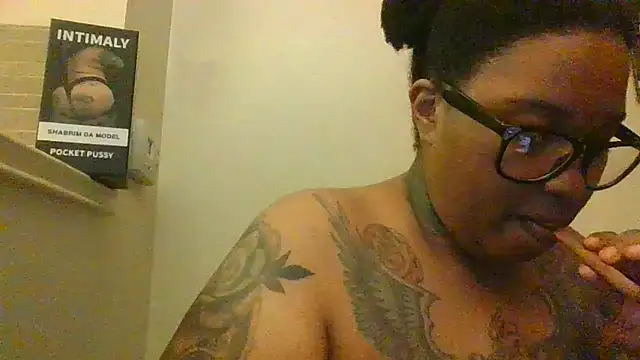 Snapshot of ShaBrimDaPornstar chatting on 01/09/26, 12:39 ShaBrimDaPornstar online show from 01/09/26, 12:39