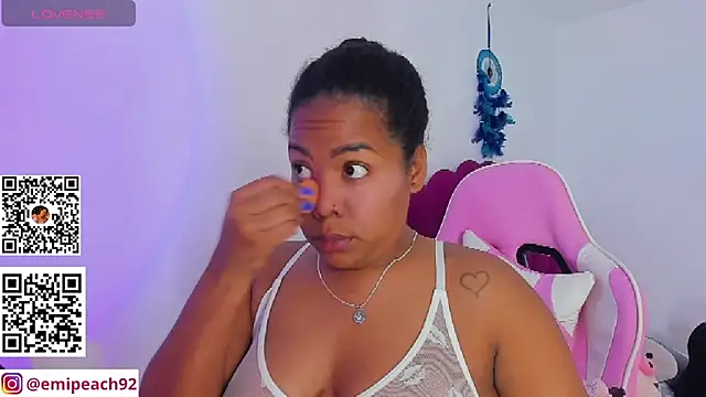 Snapshot of samanthaabloom chatting on 06/09/26, 11:06 samanthaabloom online show from 06/09/26, 11:06