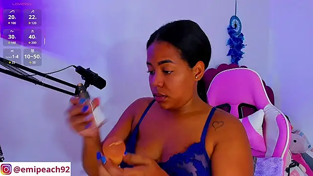 samanthaabloom online show from 11/05/25, 12:36