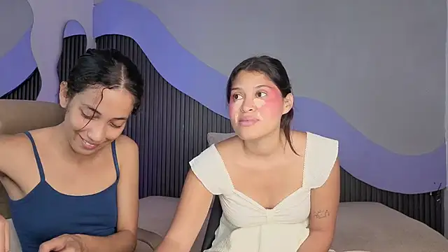 hot little bunny online show from 03/12/26, 09:08