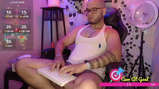 Snapshot of Xein_WoIf chatting on 01/09/26, 12:56 Xein WoIf online show from 01/09/26, 12:56