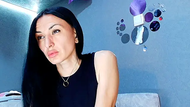 Snapshot of Siaconna chatting on 06/16/26, 08:03 Siaconna online show from 06/16/26, 08:03
