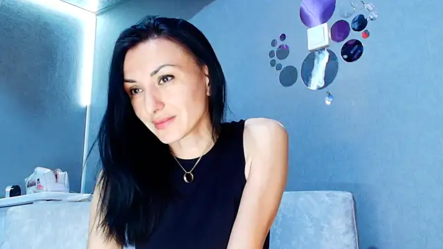 Snapshot of Siaconna chatting on 06/14/26, 10:27 Siaconna online show from 06/14/26, 10:27