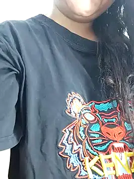 Snapshot of Doll_Nepali chatting on 02/02/25, 11:18 Doll Nepali online show from 02/02/25, 11:18