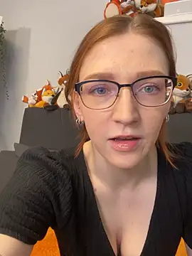 FinaFoxy online show from 07/07/26, 11:03