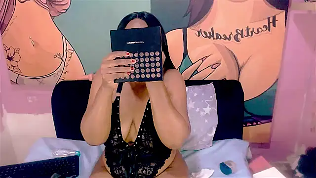 Snapshot of Ebonycherryx chatting on 09/24/25, 08:43 Ebonycherryx online show from 09/24/25, 08:43