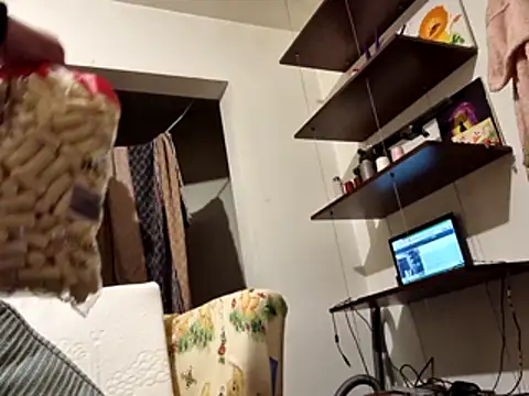 Snapshot of Samantha_Squirt@xh chatting on 03/31/26, 11:51 Samantha Squirtxh online show from 03/31/26, 11:51