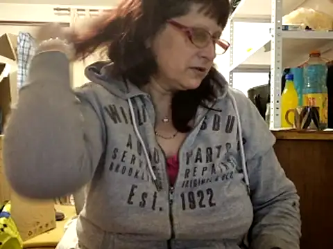 Samantha Squirtxh online show from 12/15/25, 02:28