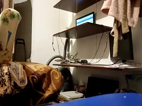 Snapshot of Samantha_Squirt@xh chatting on 04/07/26, 09:49 Samantha Squirtxh online show from 04/07/26, 09:49