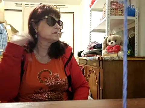 Snapshot of Samantha_Squirt@xh chatting on 03/19/26, 12:21 Samantha Squirtxh online show from 03/19/26, 12:21