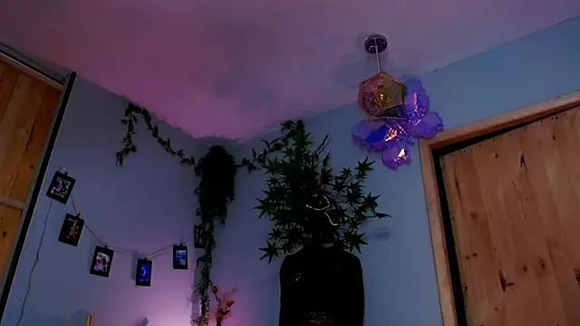 VickyJackson  online show from 12/05/25, 06:28