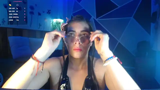 DaMikaela  online show from 11/08/25, 06:55