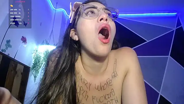 DaMikaela  online show from 11/28/25, 07:14