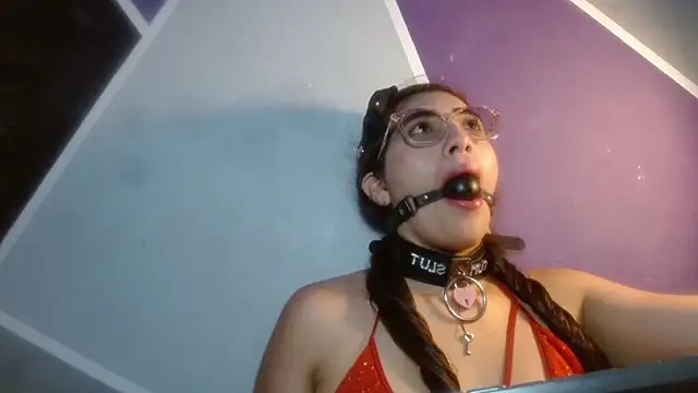 DaMikaela  online show from 02/11/26, 06:41