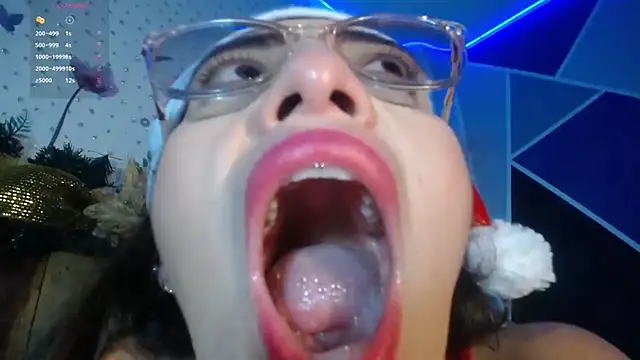 DaMikaela  online show from 12/02/25, 07:04