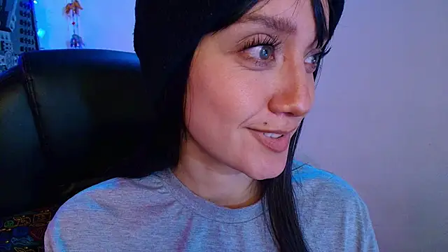 Snapshot of juanita_adams chatting on 02/11/25, 10:50 juanita adams online show from 02/11/25, 10:50