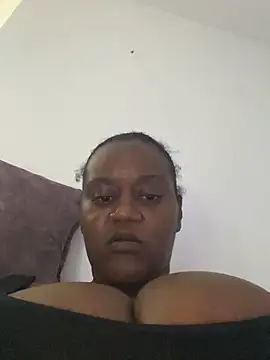 LiraRusso online show from 12/18/25, 11:52