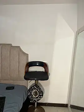Snapshot of LiraRusso chatting on 06/20/26, 09:20 LiraRusso online show from 06/20/26, 09:20