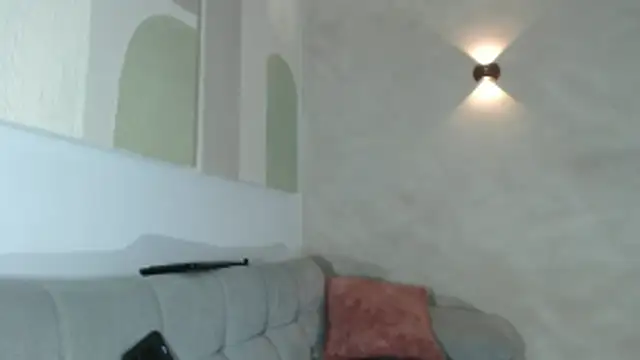 LiraRusso online show from 04/16/26, 10:23