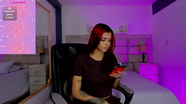 CinthiaCollins online show from 11/13/25, 08:13