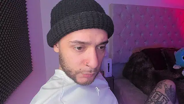 Snapshot of AbbyAndChris2 chatting on 01/31/26, 10:19 AbbyAndChris2 online show from 01/31/26, 10:19