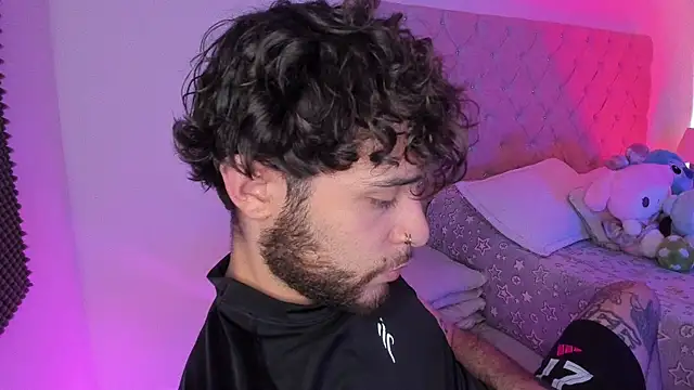 Snapshot of AbbyAndChris2 chatting on 04/10/26, 05:53 AbbyAndChris2 online show from 04/10/26, 05:53