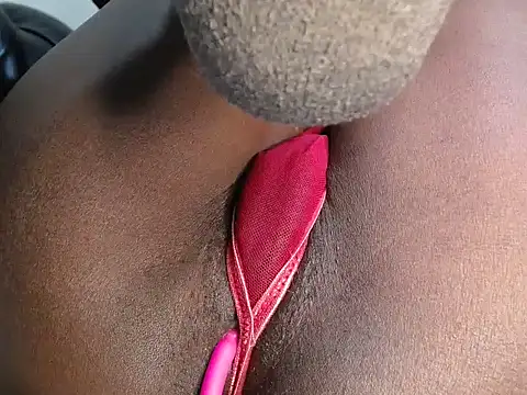 santa queenn online show from 02/26/26, 09:53