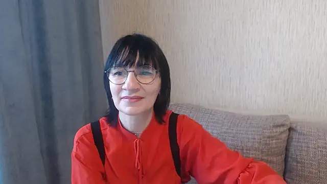 Snapshot of Erica95Bloom chatting on 03/07/25, 02:12 Erica95Bloom online show from 03/07/25, 02:12