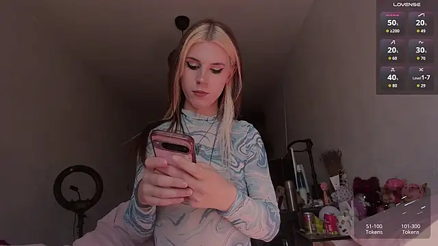  eva  pleasure  online show from 04/03/26, 06:42