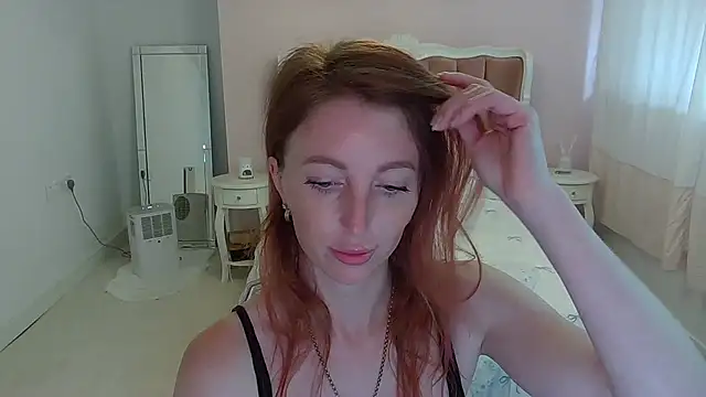 Snapshot of Red_firesquirt chatting on 07/07/26, 02:20 Red firesquirt online show from 07/07/26, 02:20