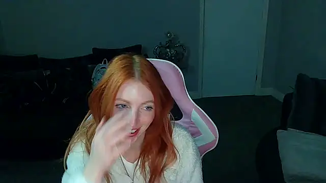 Red firesquirt online show from 03/12/25, 09:24