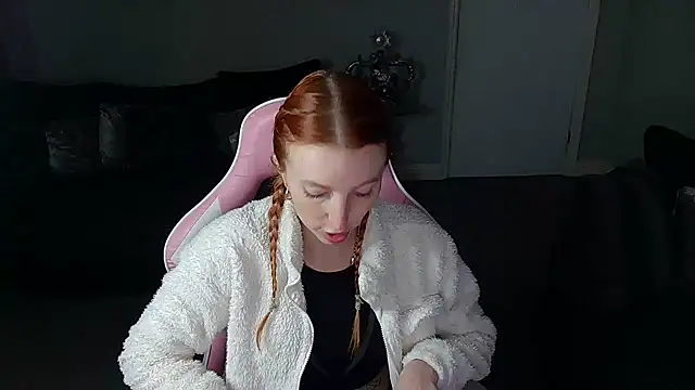 Red firesquirt online show from 02/20/25, 03:30