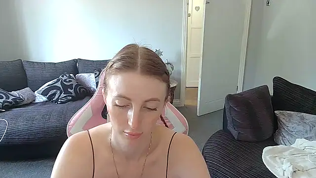 Red firesquirt online show from 04/29/26, 08:51