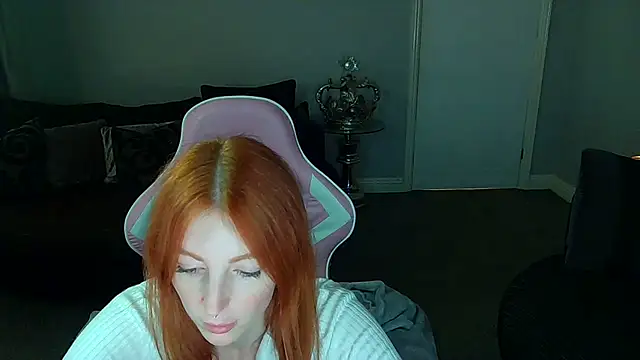 Red firesquirt online show from 02/06/25, 04:03