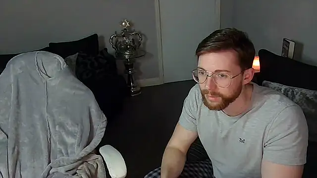 Red firesquirt online show from 01/26/25, 09:29