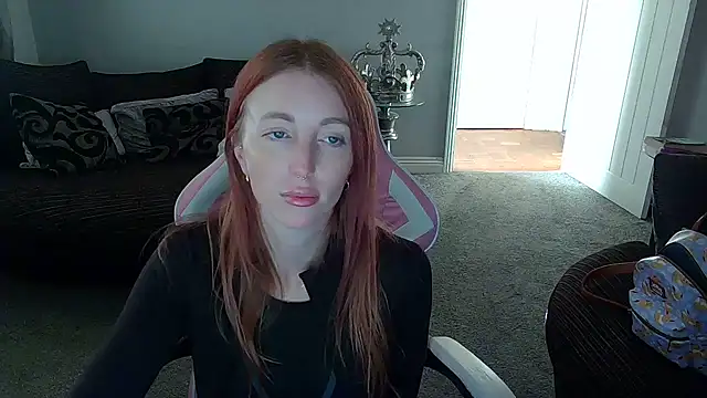 Snapshot of Red_firesquirt chatting on 01/07/26, 02:00 Red firesquirt online show from 01/07/26, 02:00