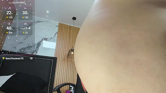 LORENADAVIES online show from 06/03/26, 02:33