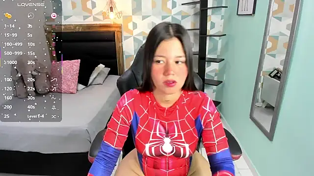 LORENADAVIES online show from 05/19/26, 12:56