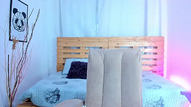 Snapshot of shantal_rosse1 chatting on 11/03/25, 11:58 shantal rosse1 online show from 11/03/25, 11:58