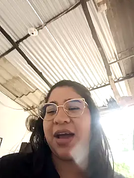 Yelly online show from 02/04/26, 03:40