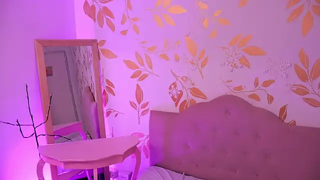 Misselektra   online show from 01/14/26, 05:11